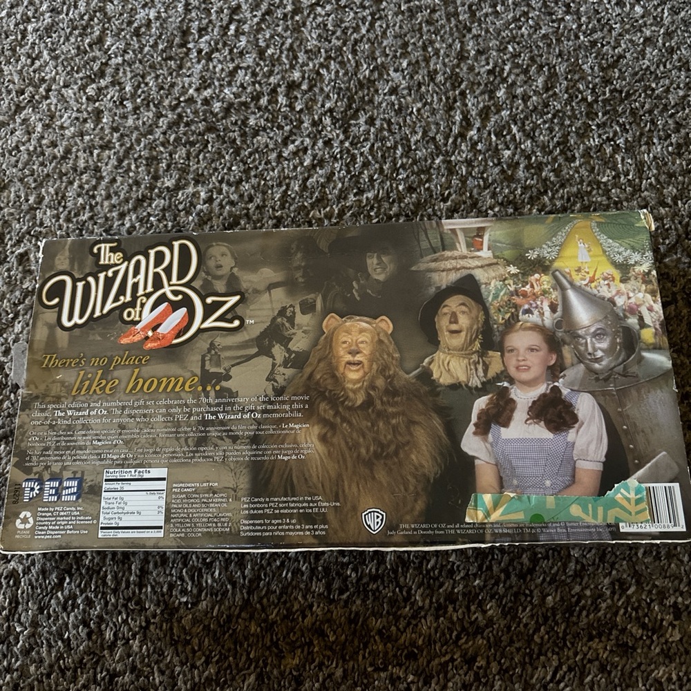 The Wizard of Oz Pez Collectors Item Dispenser Set - Picture 2 of 3